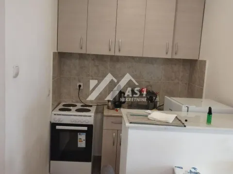 Rent, apartment, 27m², Adamovićevo Naselje, Novi Sad Sve Podlokacije - image 2