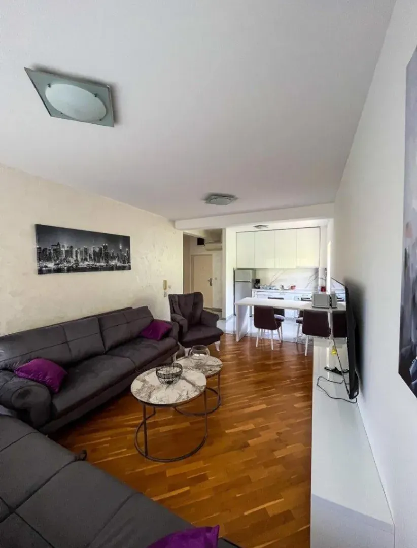 Prodaja, jednosoban stan, 60m², Bečići, Budva