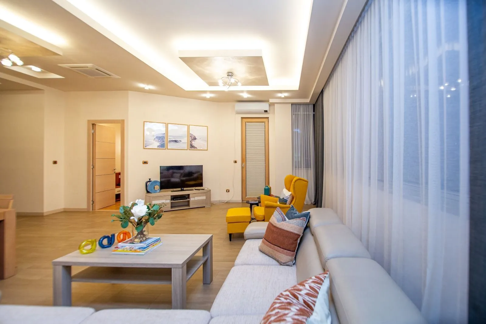 Rent, two bedroom apartment, 109m², Budva, Crna Gora