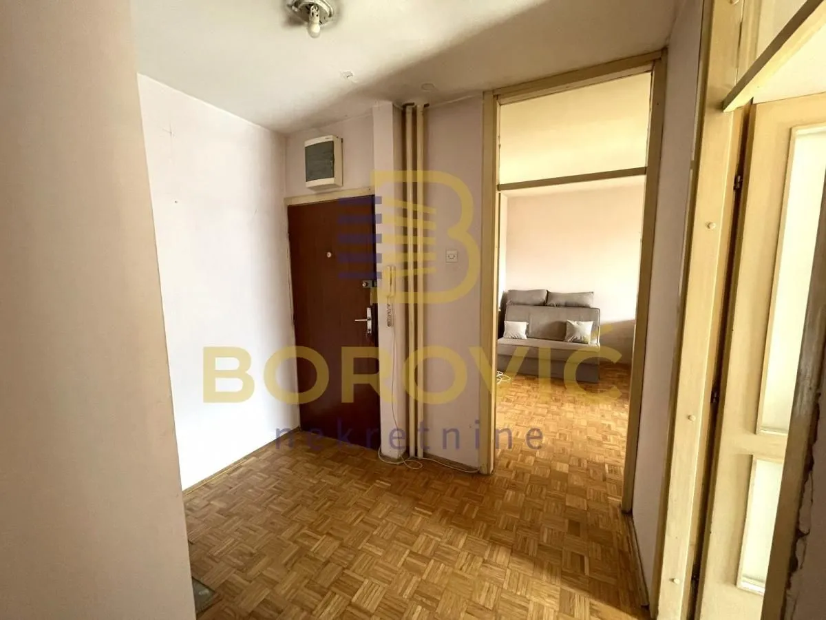 Prodaja, dvosoban stan, 60m², Batajnica, Beograd