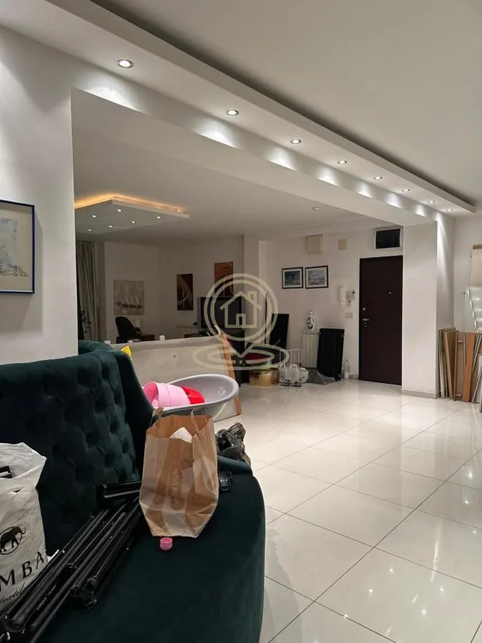 Sale, office space, 160m², Šumice, Beograd