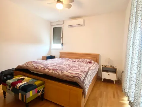 Sale, three bedroom apartment, 100m², Blok 5, Podgorica - image 10