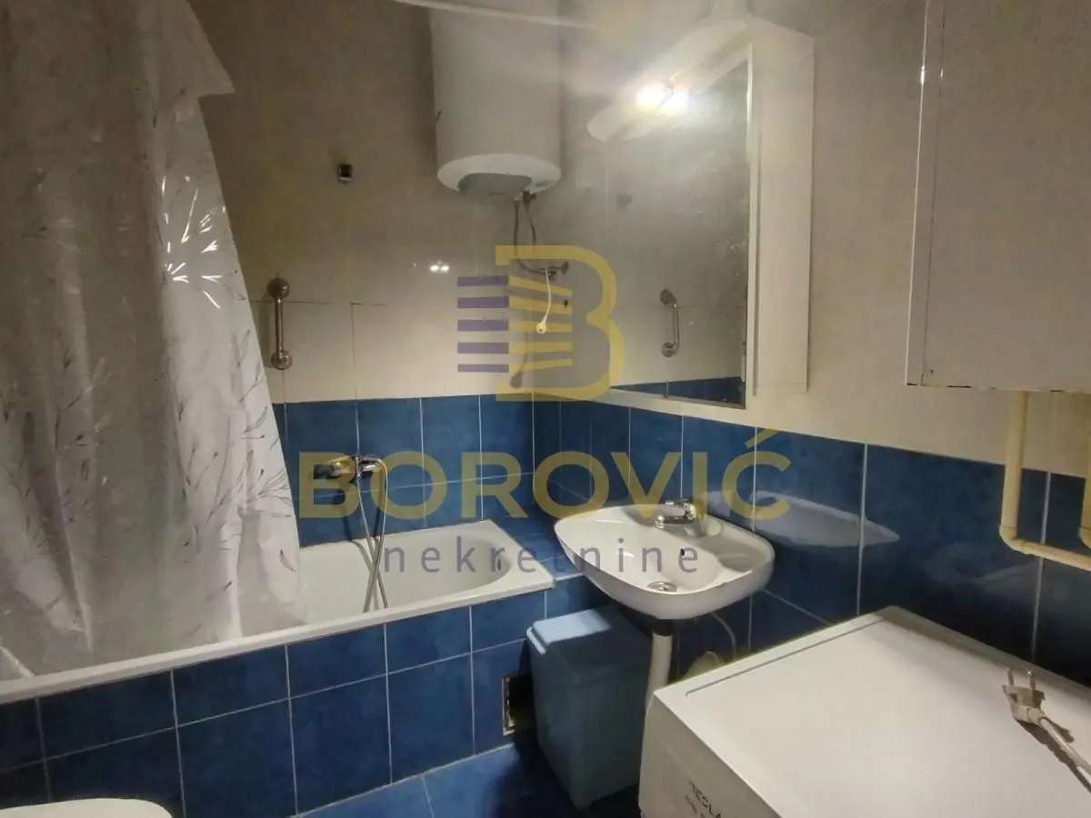 Rent, one bedroom apartment, 35m², Petlovo Brdo, Beograd
