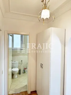Rent, apartment, 147m², Senjak, Beograd - image 19