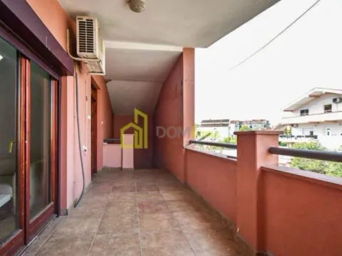 Izdavanje, kuća, 85m², Stari Aerodrom, Podgorica - image 11