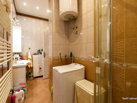 Sale, three bedroom apartment, 86m², Vračar, Šid - image 16