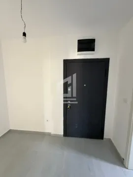 Izdavanje, trosoban stan, 112m², Stari Aerodrom, Podgorica - image 6