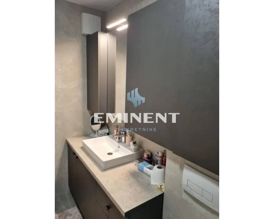 Rent, three bedroom apartment, 68m², Novi Beograd Blok 67, Novi Beograd Sve Podlokacije