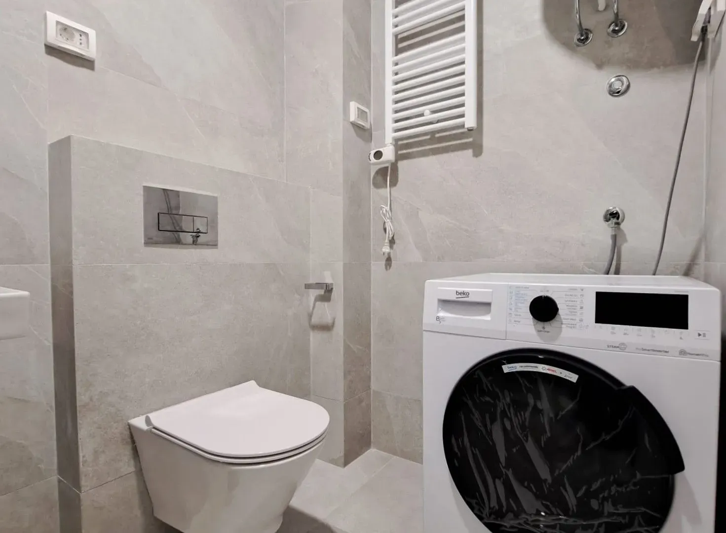 Rent, studio apartment, 33m², Central Point, Podgorica