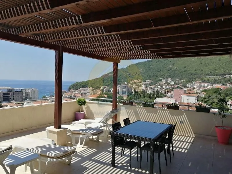 Sale, four bedroom apartment, 200m², Petrovac, Budva