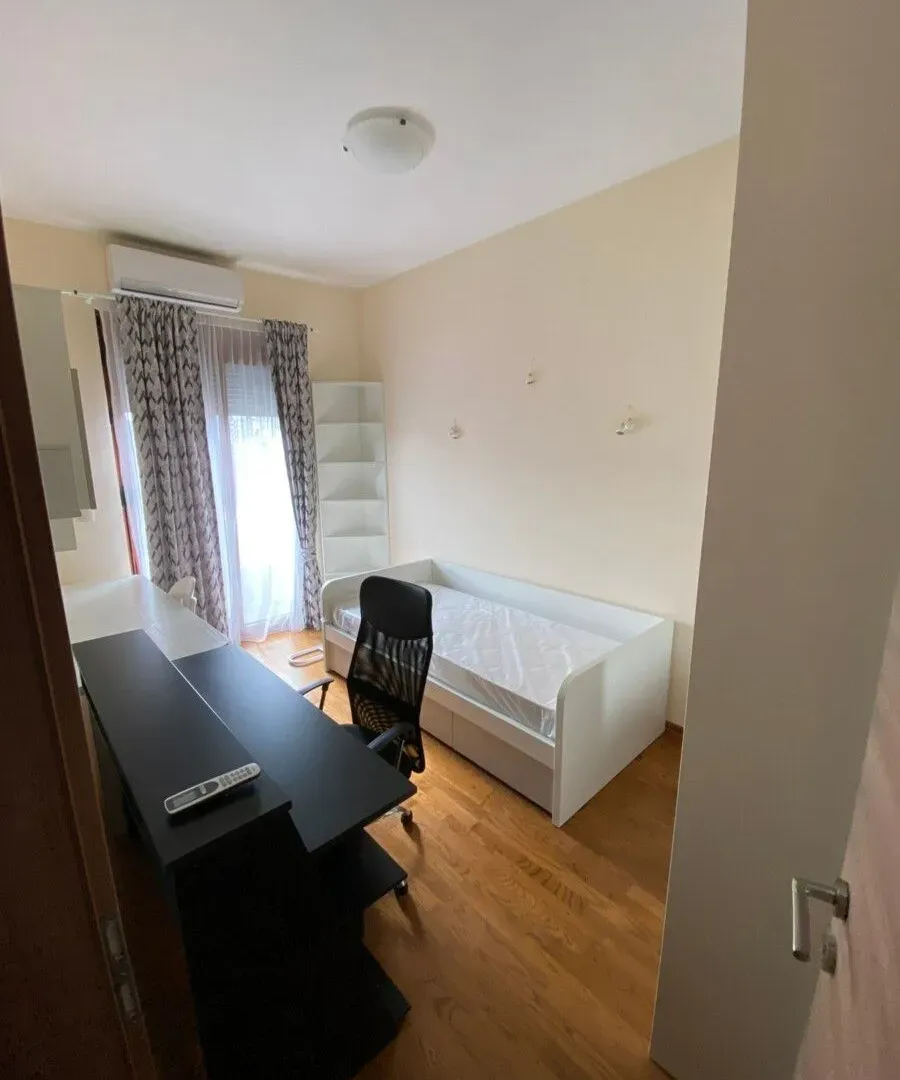 Rent, three bedroom apartment, 86m², Stara Varoš, Podgorica