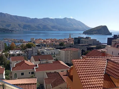 Izdavanje, jednosoban stan, 55m², Budva, Crna Gora - image 9