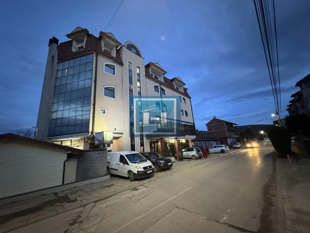 Prodaja, ugostiteljski objekat, 1560m², Despotovac, Srbija