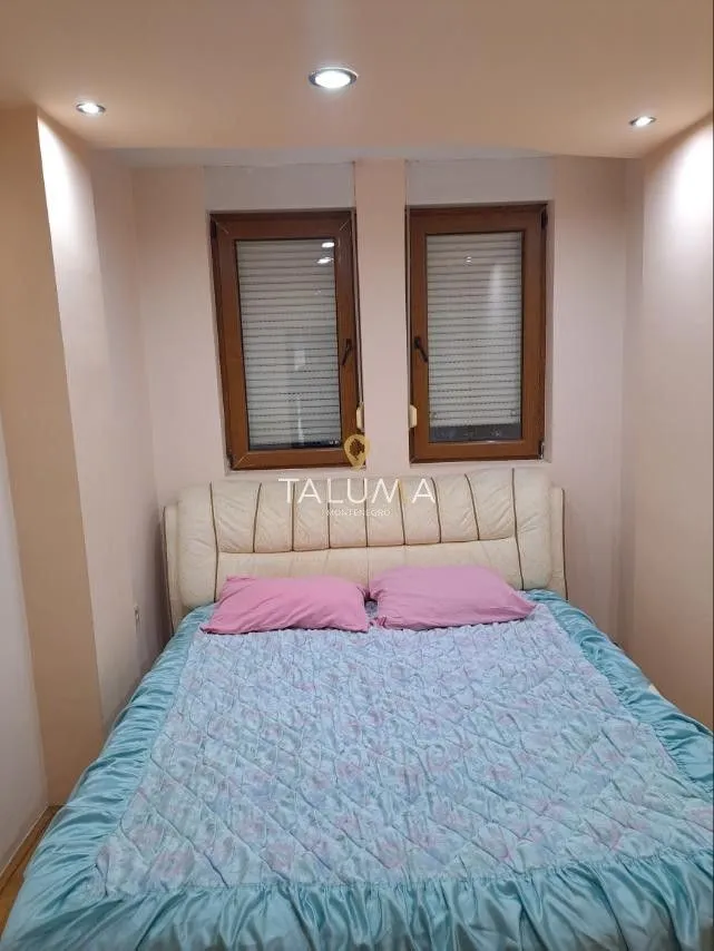 Rent, one bedroom apartment, 63m², Blok 6, Podgorica