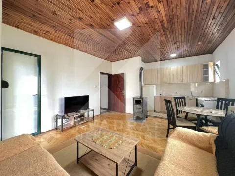 Rent, two bedroom apartment, 80m², Zlatica, Podgorica - image 1