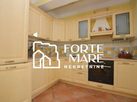 Sale, two bedroom apartment, 169m², Savina, Herceg Novi - image 8