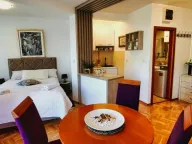 Izdavanje, garsonjera, 32m², Bečići, Budva - image 12