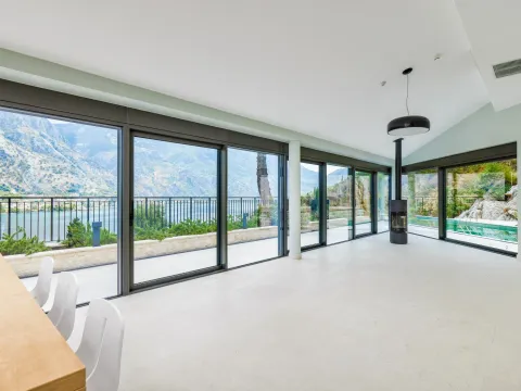 Prodaja, kuća, 479m², Prčanj, Kotor - image 12