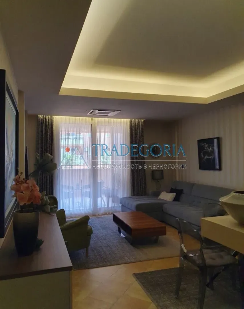 Prodaja, dvosoban stan, 87m², Budva, Crna Gora