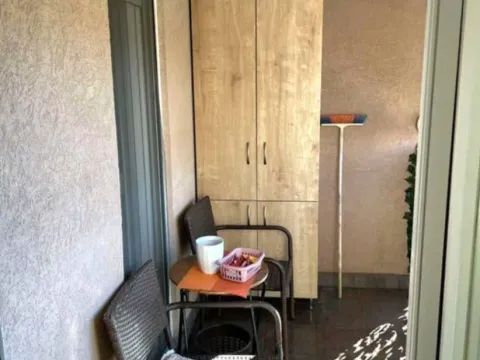 Izdavanje, jednosoban stan, 450m², 1 maj, Podgorica - image 6