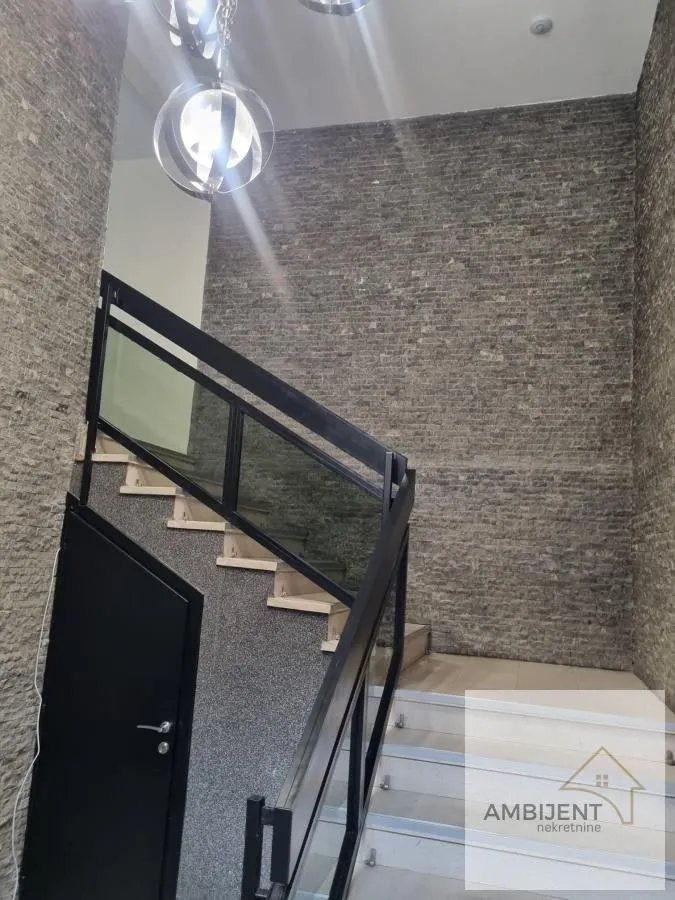 Rent, office space, 212m², Tašmajdan, Palilula Sve Podlokacije