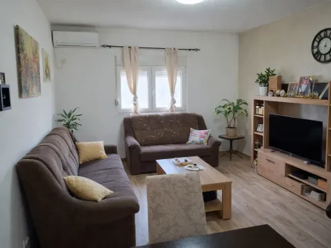 Sale, house, 72m², Radanovići, Kotor - image 7