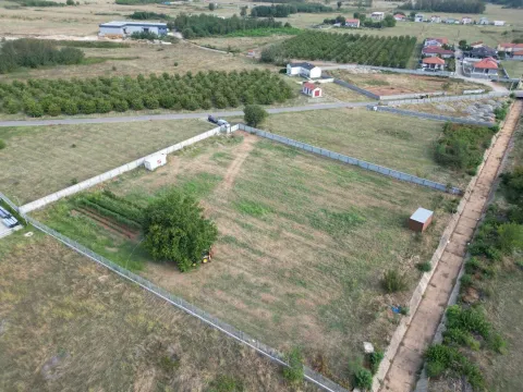 Zemljište in Donja Gorica