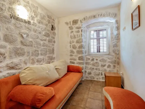 Prodaja, kuća, 240m², Risan, Kotor - image 17