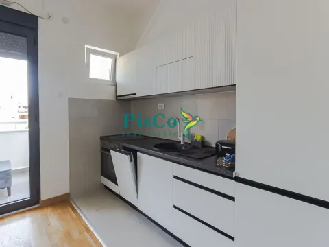 Izdavanje, jednosoban stan, 68m², Centar, Podgorica - image 6