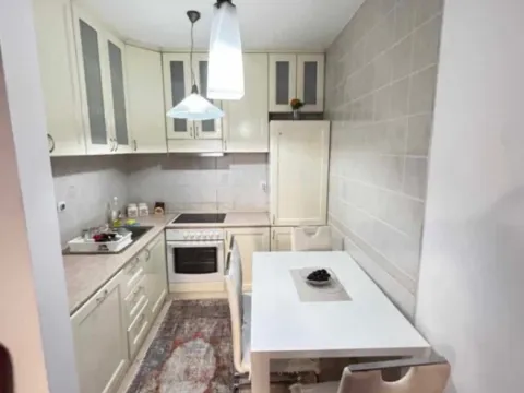 Izdavanje, dvosoban stan, 60m², Preko Morače, Podgorica - image 4