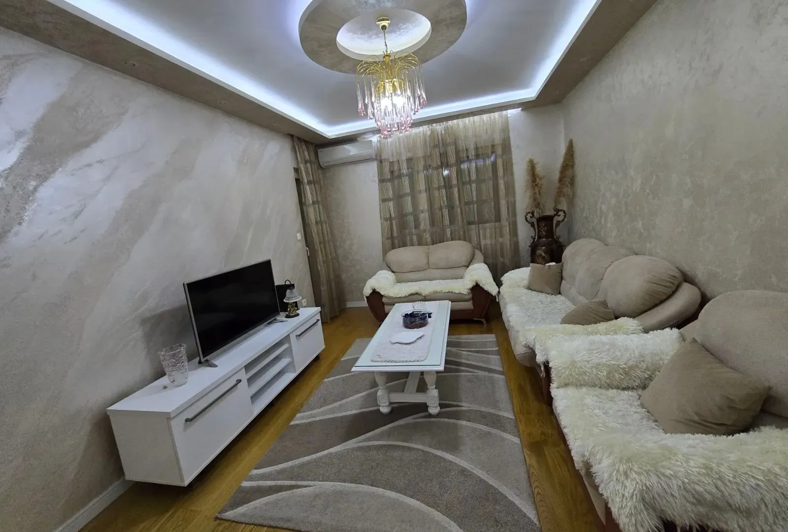 Rent, apartment, 49m², Central Point, Podgorica
