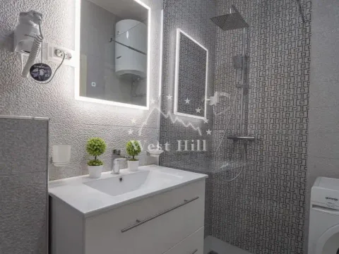 Sale, one bedroom apartment, 51m², Bečići, Budva - image 10