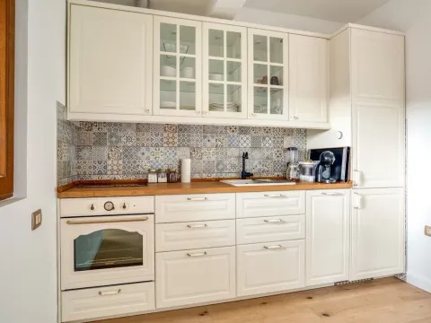 Sale, two bedroom apartment, 89m², Lazi, Budva - image 8