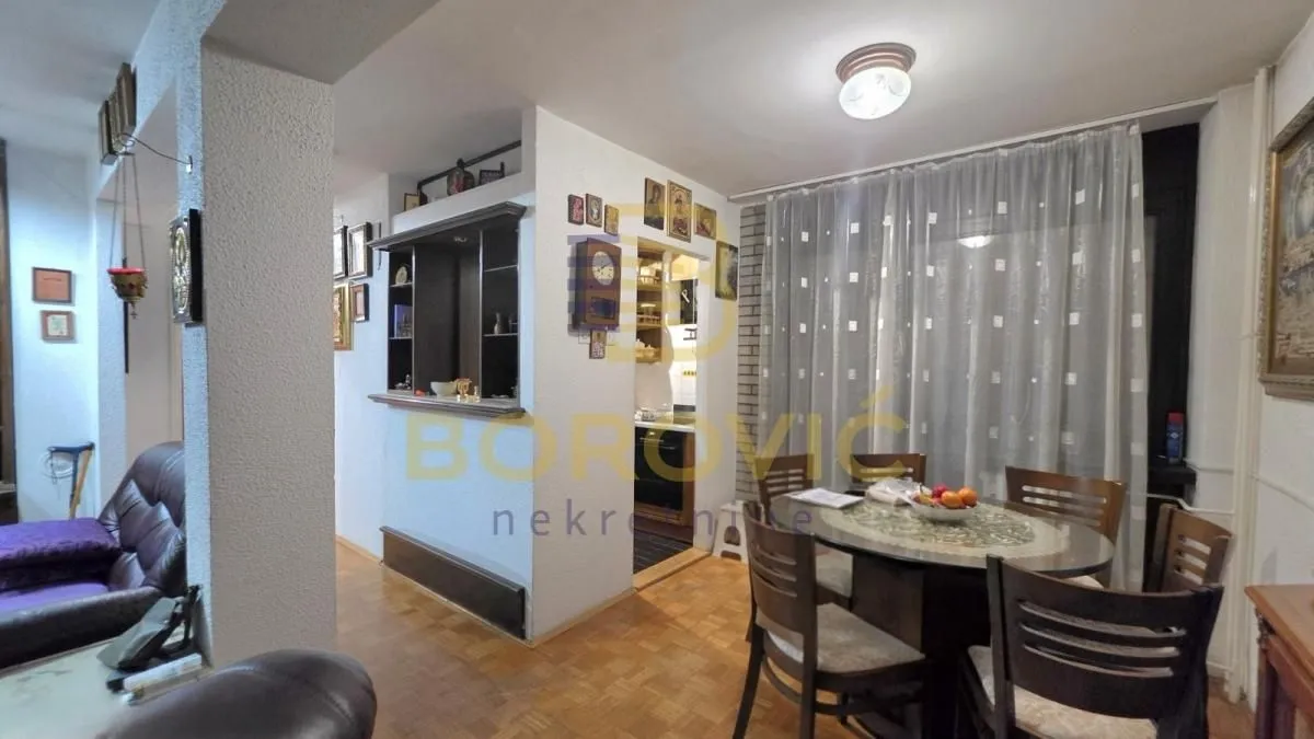 Prodaja, četvorosoban stan, 100m², Neimar, Vračar Sve Podlokacije