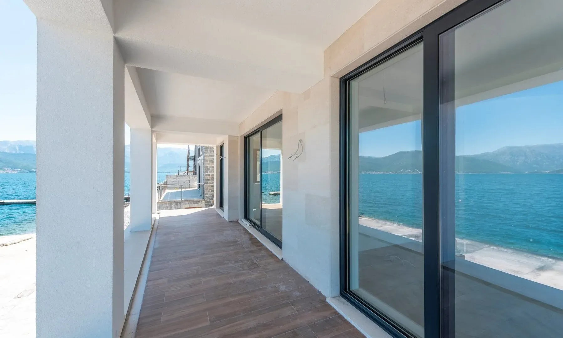 Prodaja, kuća, 225m², Bratešići, Kotor