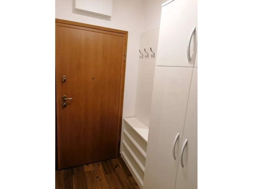 Prodaja, dvosoban stan, 44m², Ljubović, Podgorica