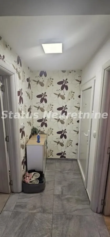Prodaja, dvosoban stan, 74m², Veternik, Novi Sad Sve Podlokacije