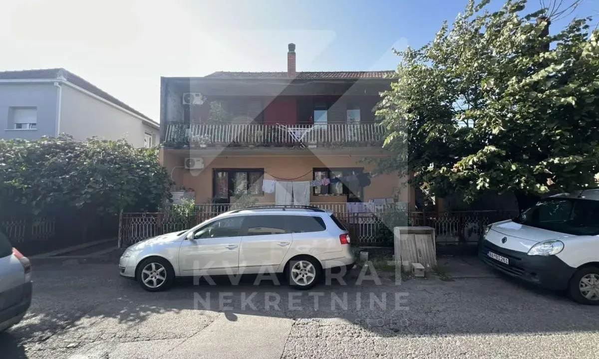Sale, house, 200m², Stari Aerodrom, Podgorica
