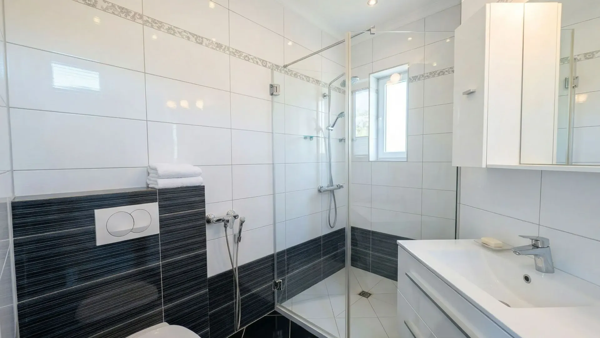 Prodaja, stan, 65m², Bečići, Budva