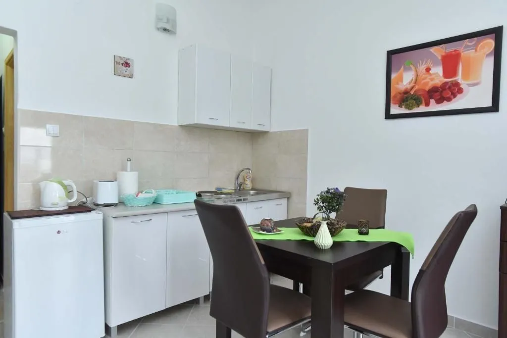 Sale, house, 179m², Petrovac, Budva