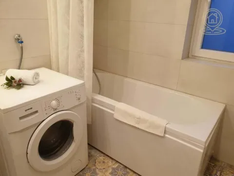 Rent, two bedroom apartment, 45m², Vračar Sve Podlokacije, Beograd - image 5