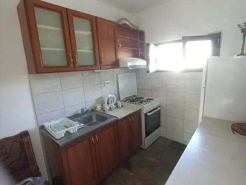 Rent, one bedroom apartment, 45m², Radanovići, Kotor - image 3