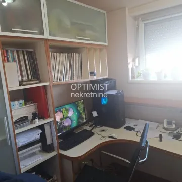 Prodaja, četvorosoban stan, 107m², Skojevsko Naselje, Beograd - image 6