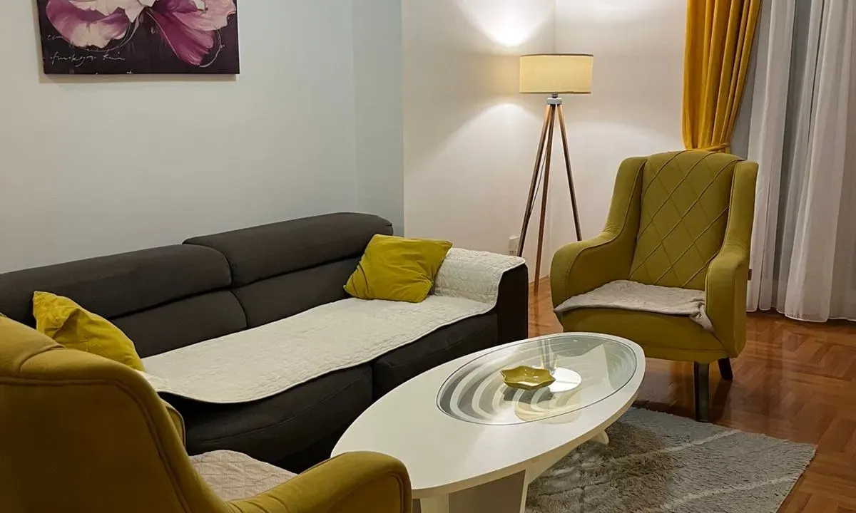 Izdavanje, jednosoban stan, 55m², City Kvart, Podgorica