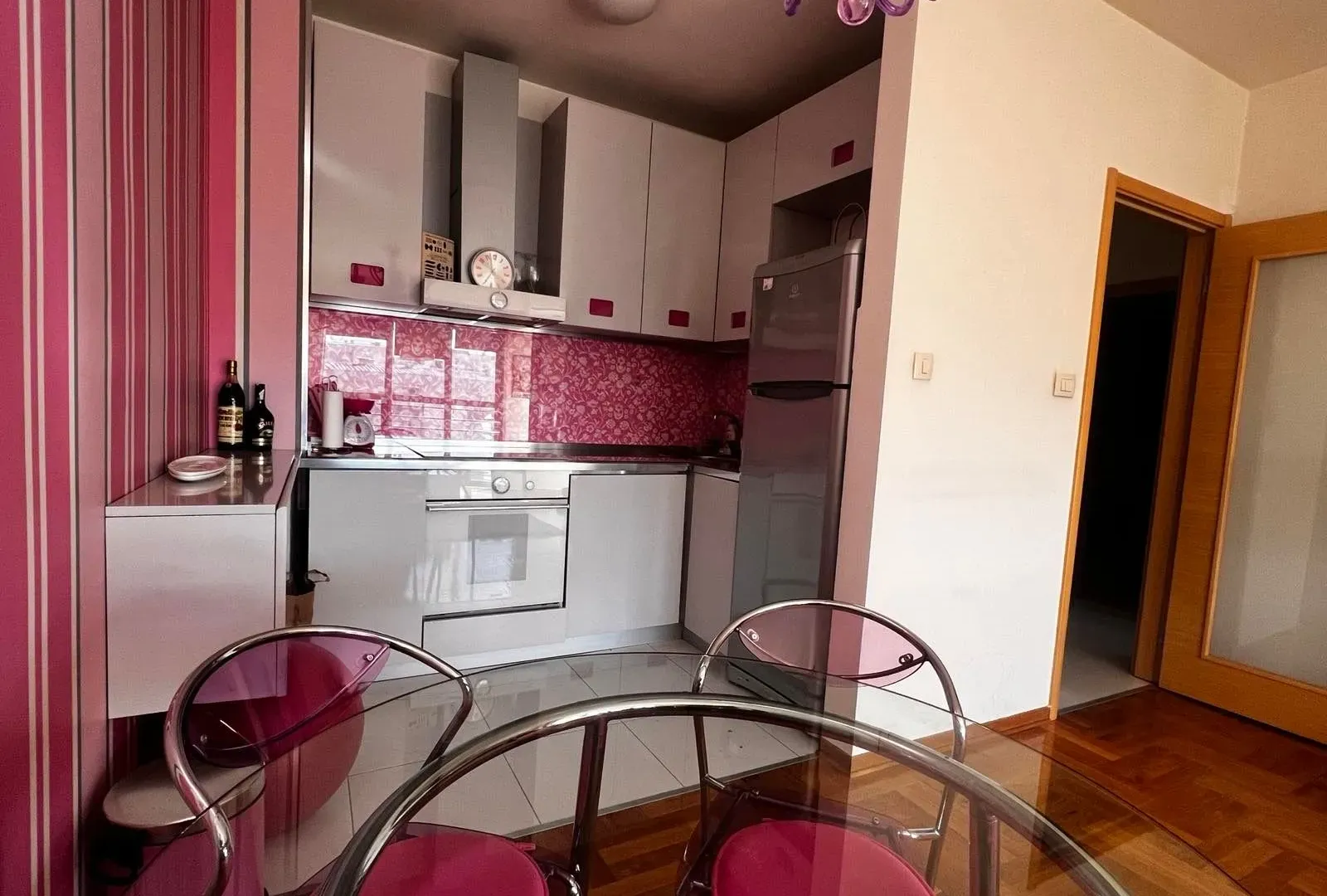 Rent, one bedroom apartment, 54m², Pobrežje, Podgorica