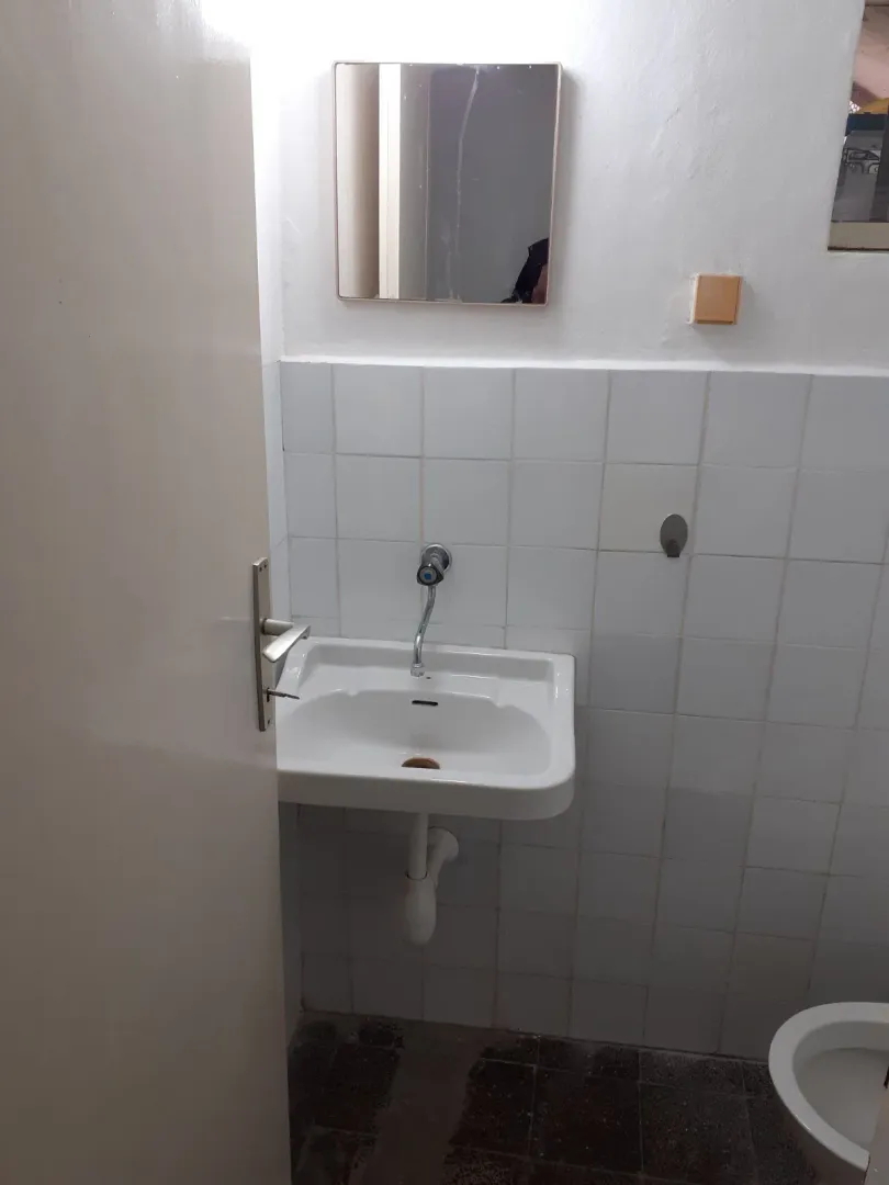 Izdavanje, dvosoban stan, 47m², Đenovići, Herceg Novi