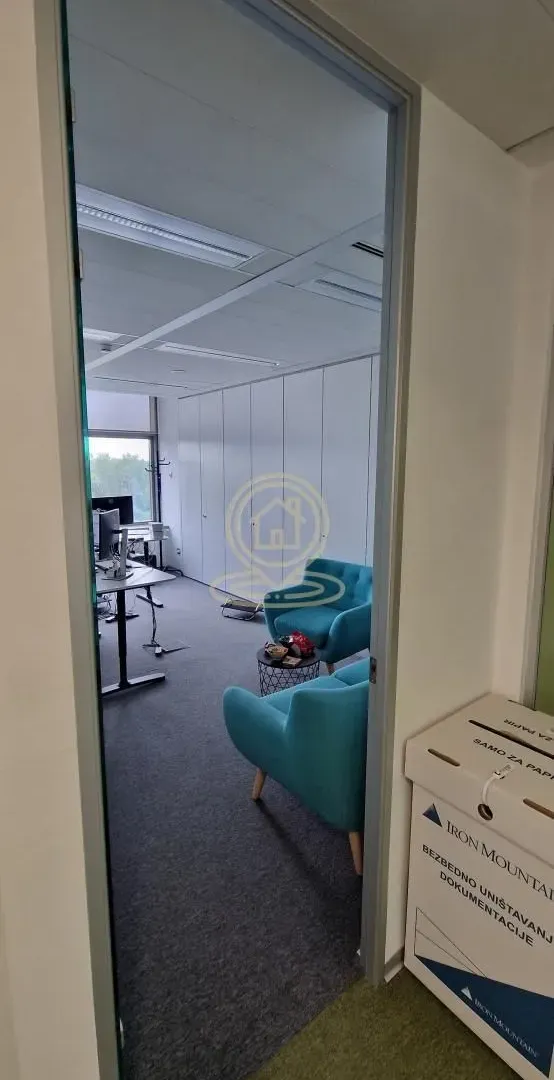 Rent, office space, 840m², Novi Beograd Blok 67, Novi Beograd Sve Podlokacije