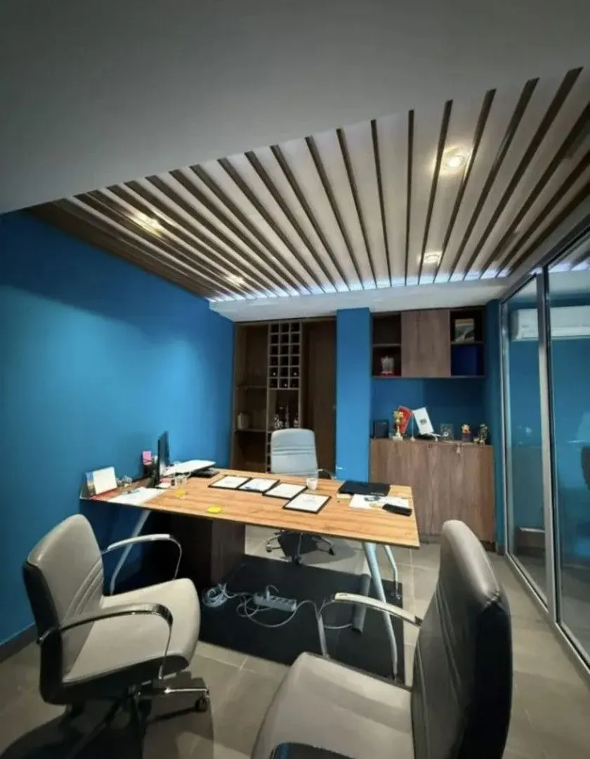 Izdavanje, poslovni prostor, 183m², Krivi Most, Podgorica