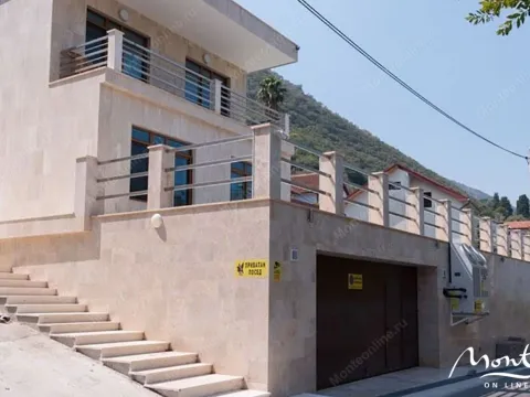 Prodaja, kuća, 372m², Stoliv, Kotor - image 6