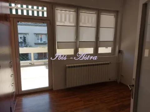 Izdavanje, četvorosoban stan, 90m², Stari Grad, Beograd - image 8